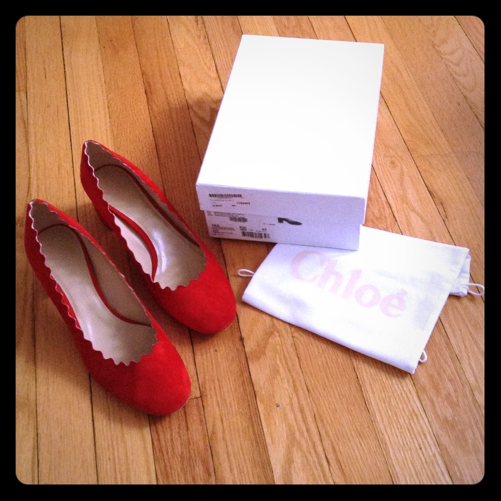 Gorgeous red suede Chloe Lauren pumps BNIB sz 42